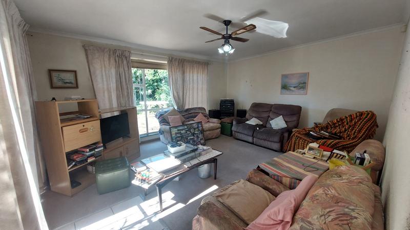 To Let 3 Bedroom Property for Rent in Chrismar Western Cape